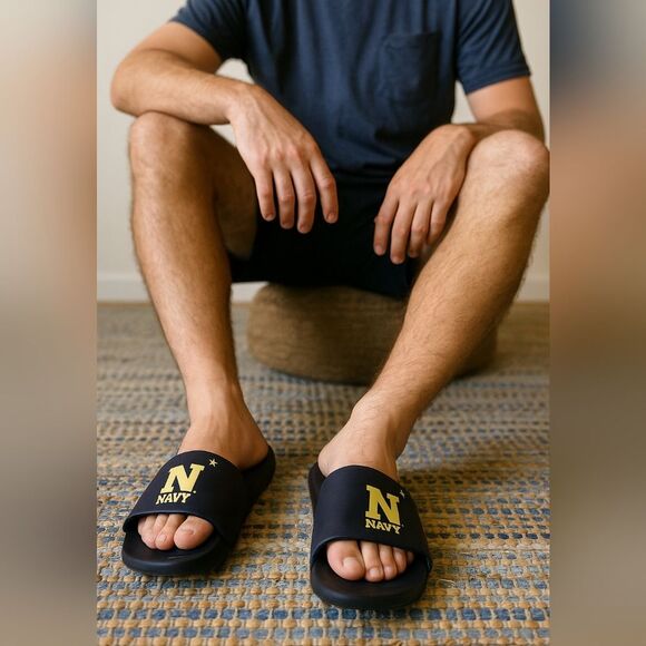 Under Armour U.S Navy Logo Slides Size 10 Men's Comfy Patriotic Flip Flops Sum - Picture 1 of 7